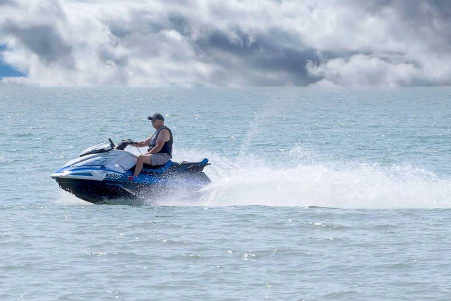 جت اسکی Yamaha WaveRunner